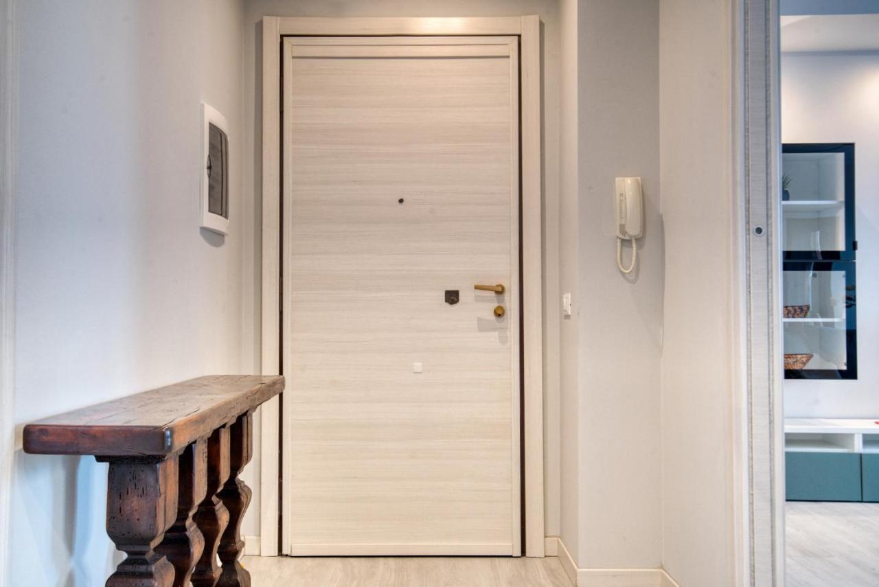 Caseospitali - Casa Janas, Elegante Trilocale Per 5 In Zona Centrale Milan Exterior photo